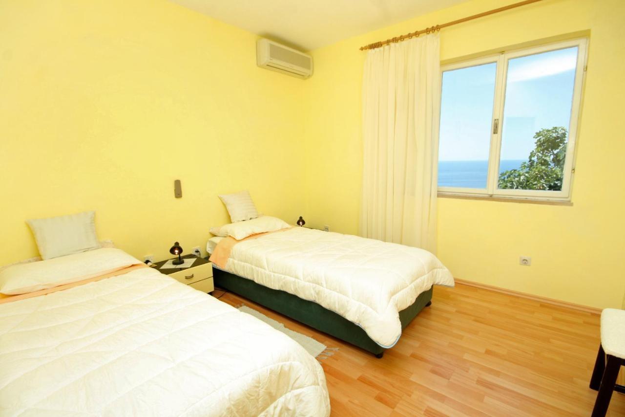 With A Parking Space - 4752 Dubrovnik